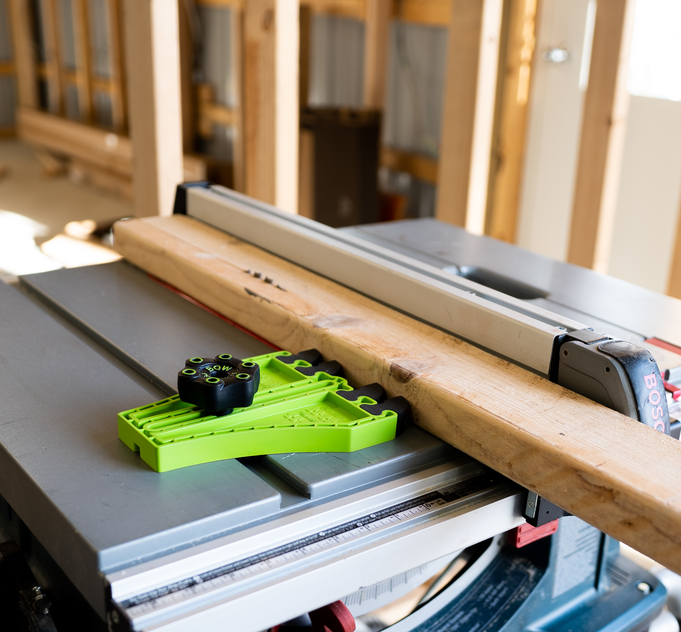 BOW Featherboard/sidetrykker for mindre bordsager