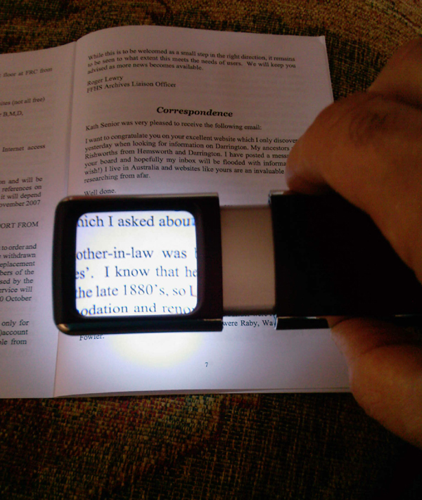 Forstørrelsesglass med LED-lys