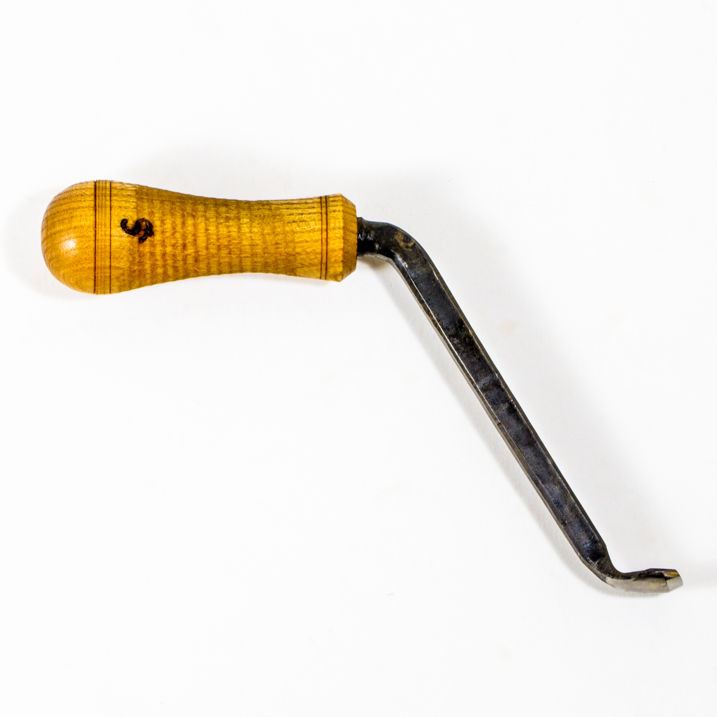 Gropjern bøyd l 22cm br 18mm Gropjern bøyd l 22cm br 18mm