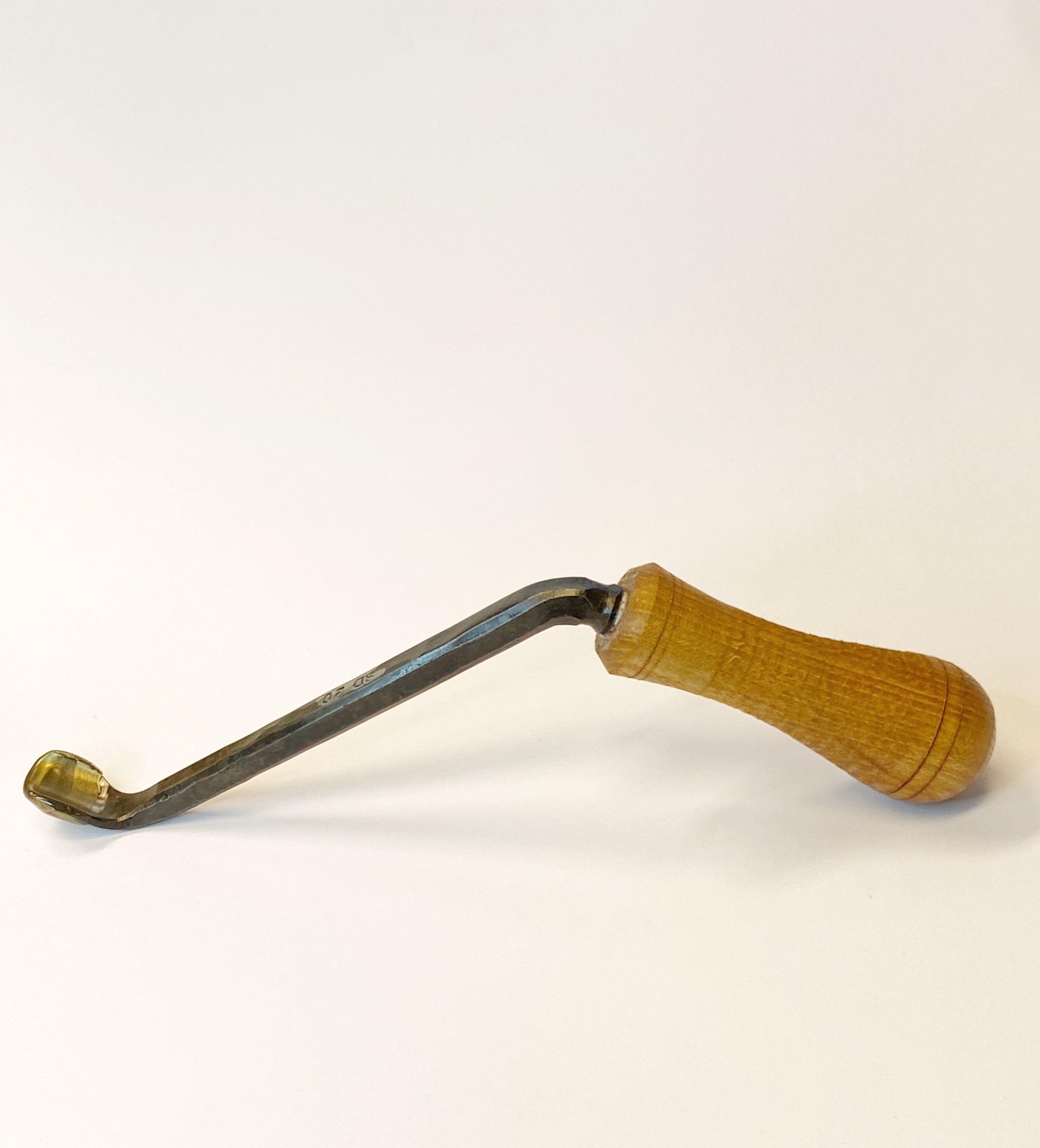 Gropjern bøyd l 22cm br 18mm Gropjern bøyd l 22cm br 18mm