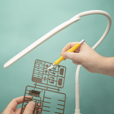 LC Fleksibel LED lampe med bordfeste