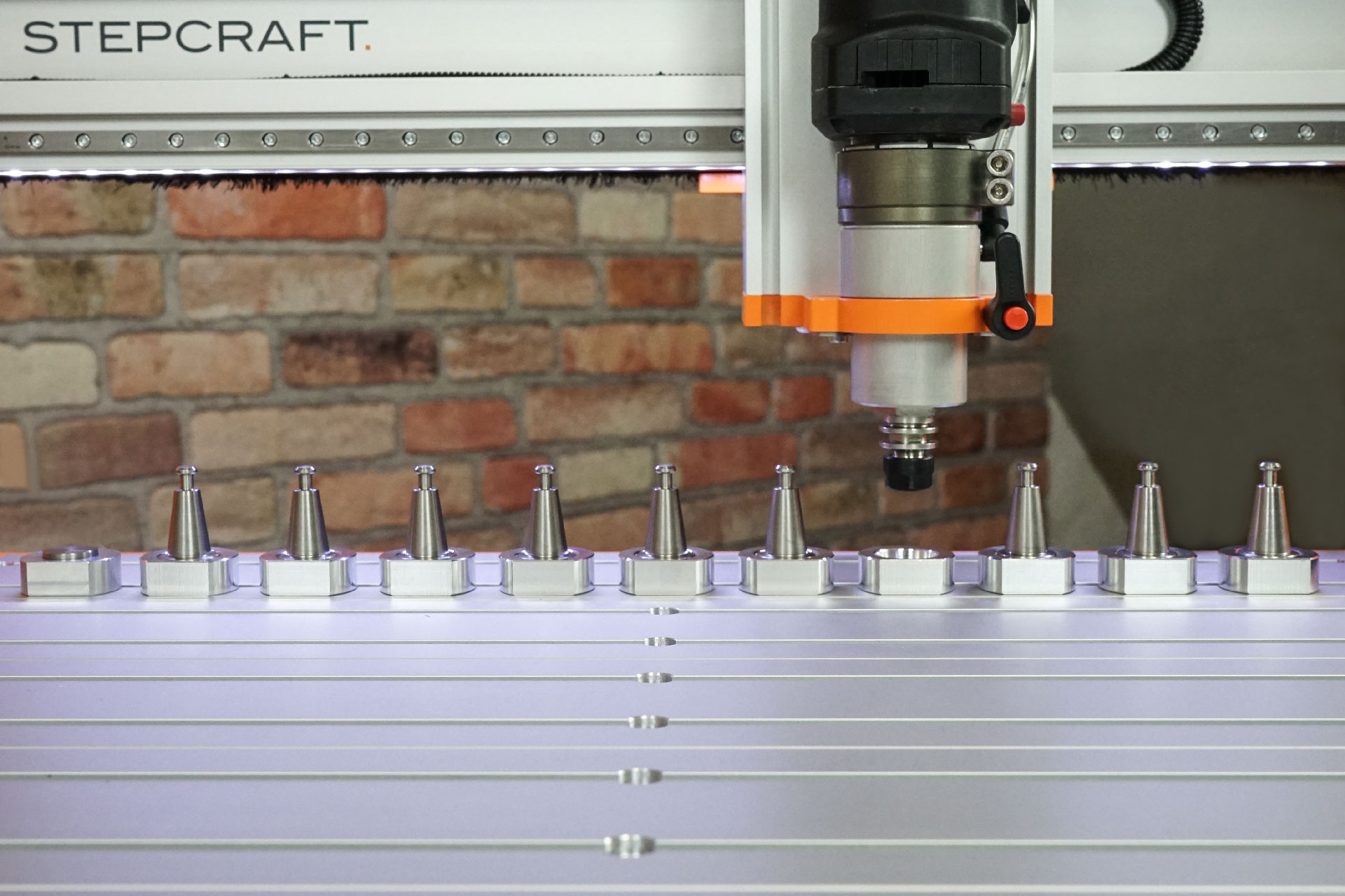 Stepcraft tool magazine M1000 incl pneum.